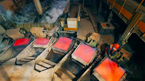 An-anode-furnace-producing-liine-3.jpg