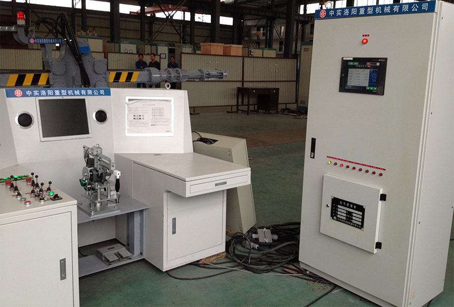 Discharge Furnace Robotic Arm Central Control Operation Area