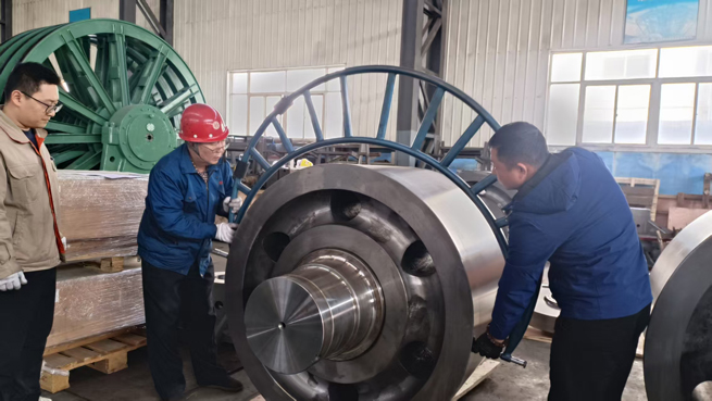 japanese customers conducted on site inspections of supporting rollers and thrust rollers 3