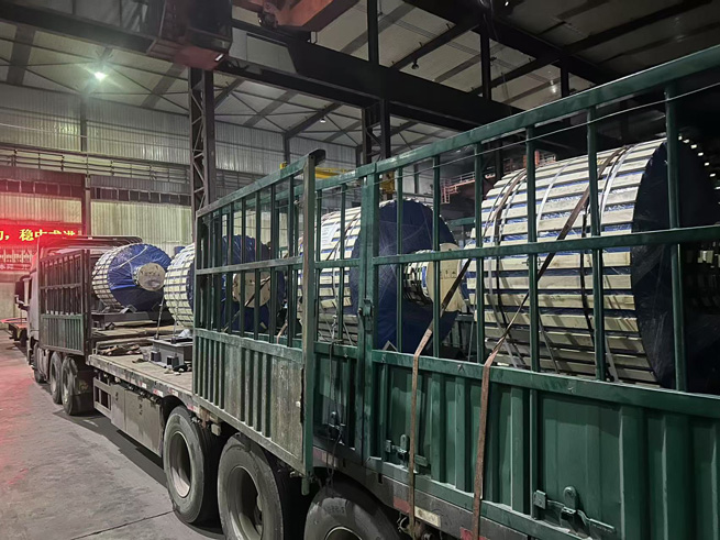 the packaging and delivery display of the japanese customers support rollers project 3