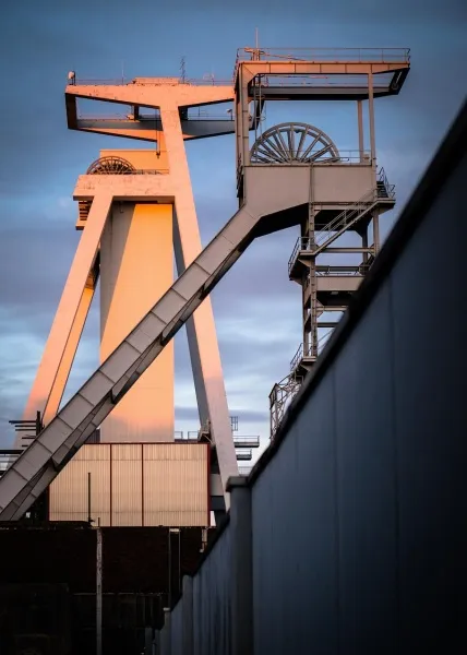 mine-hoist-how-it-works-and-where-it-is-used01.jpg